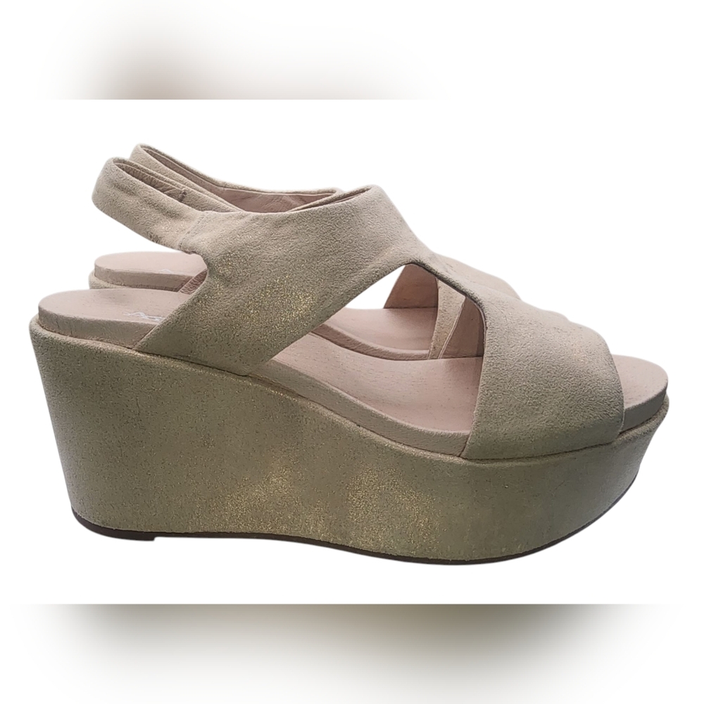 Antelope Wedge Sandals, Womens 38 EU (7-7.5 US)